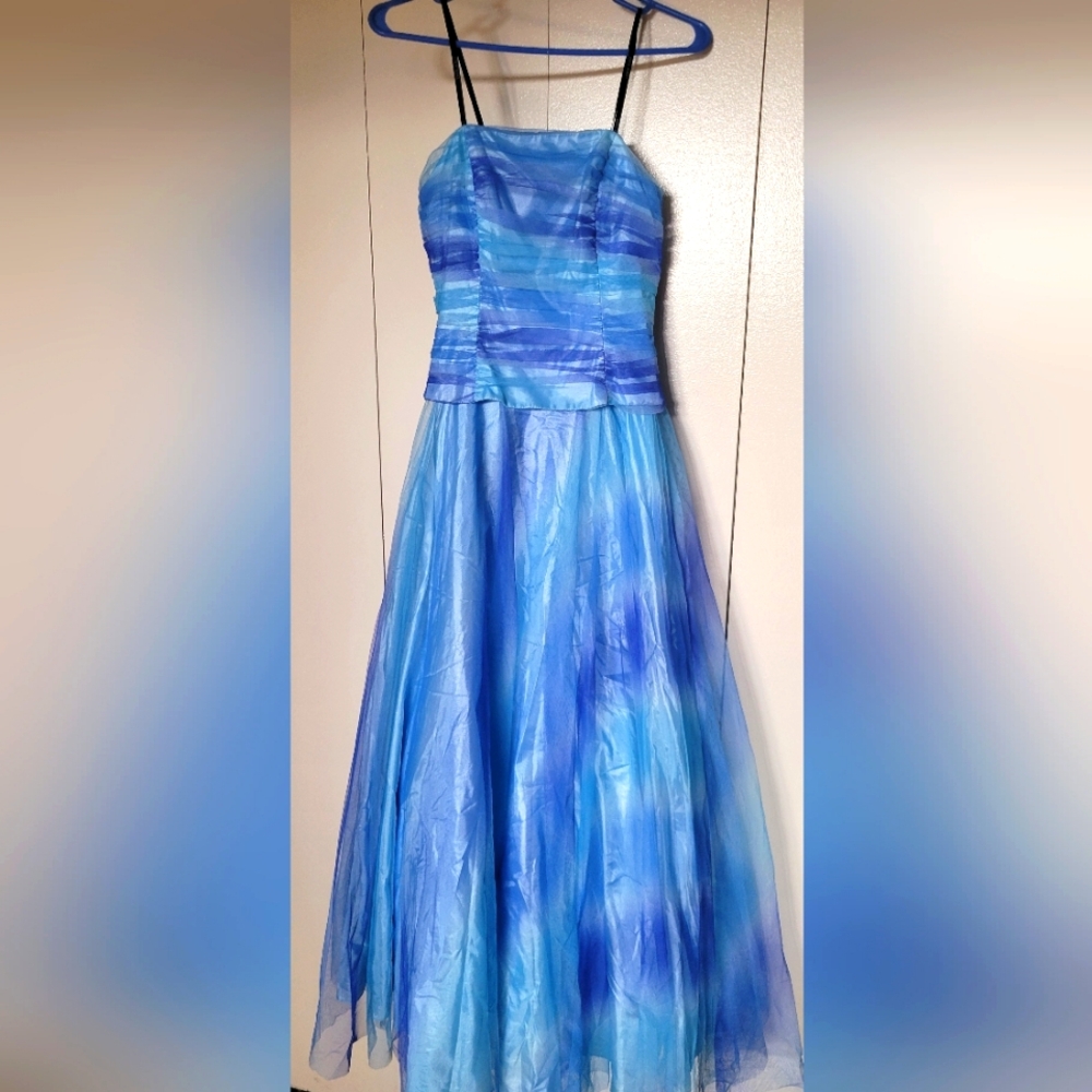 Delaru 7/8 ocean floorlength strapless dress